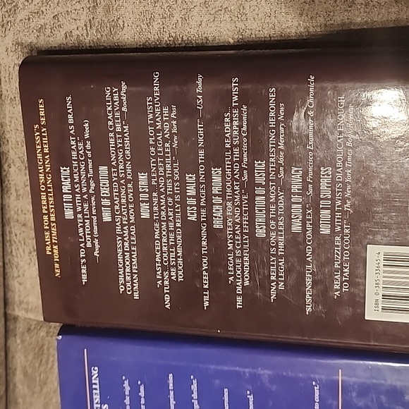 2 Hard Cover Perri O'Shauhnessy Books - Picture 6 of 8